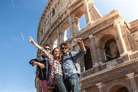 Colosseum Tour With Archaeologist Skip The Line