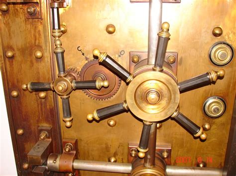 York Vault door | Safe Vault Lock and Key | Pinterest | Doors, York and ...