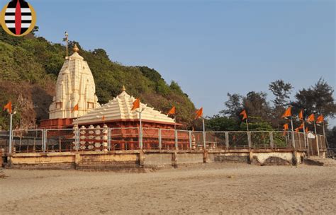 Ganpatipule Swayambhu Ganesh Temple Ratnagiri Maharashtra Indian Pilgrim Tours