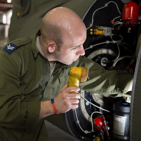 Raf Recruitment Aircraft Technician Mechanical Royal Air Force