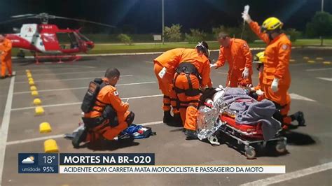 Acidente Carreta Na Br Mata Duas Pessoas Que Estavam Em Uma