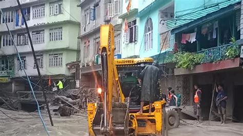 Lluvia Desata Una Tragedia En India Un Lago Se Desborda Y Causa La