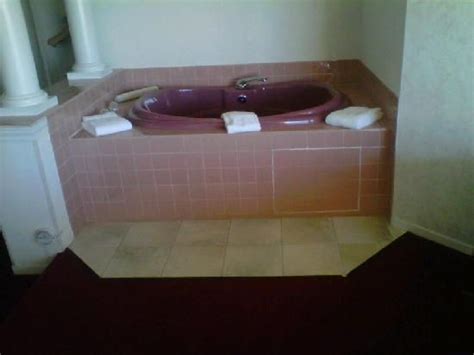 Fort Bragg Hotels With Jacuzzi Tub Book Hotels Now 134