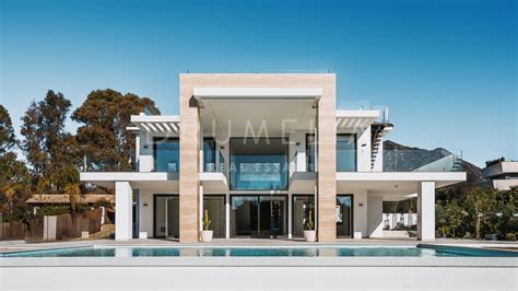 Villa O Chalet De Estilo Moderno En Venta En Altos De Puente Romano