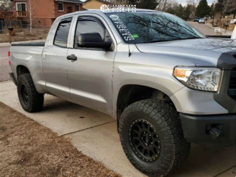 2015 Toyota Tundra With 17x9 22 Method Nv And 35125r17 Nitto Ridge