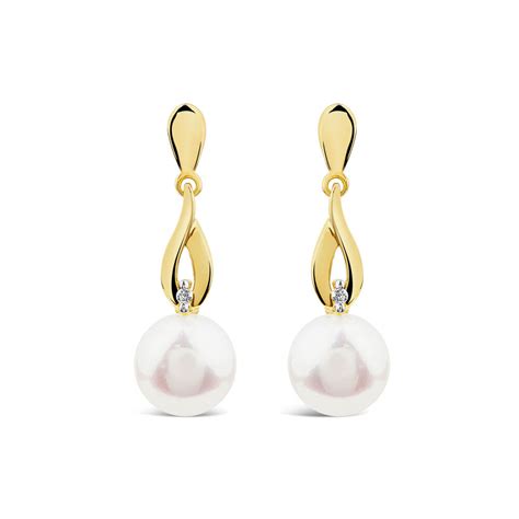 9ct Yellow Gold Freshwater Pearl And Diamond Set Drop Earrings