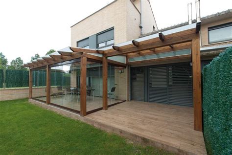 Porche De Madera Con Cerramiento De Cristal Lumon Proyectos Echarri