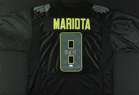 Marcus Mariota Signed Oregon Jersey (JSA COA) | Pristine Auction