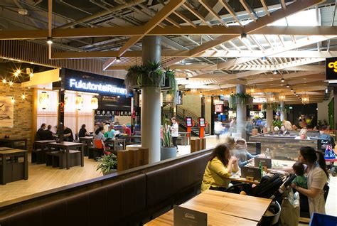 Greensborough Plaza Dining Precinct - i2C Architects