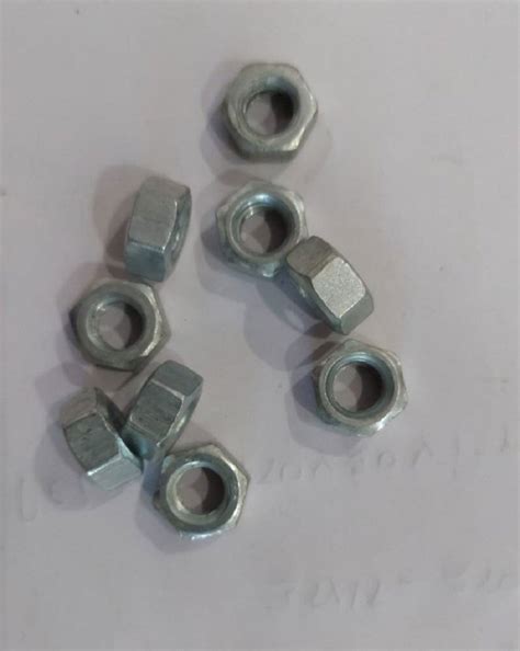 Hexagonal Broaching Galvanized Iron Hex Nut Size M8 At Rs 80 Kg In