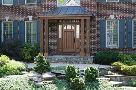 Copper Portico With Custom Cedar Door And Matching Columns Klassisch