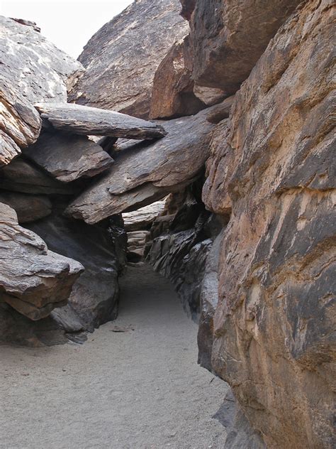 Narrow ravine: South Mountain Park, Arizona