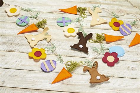 Amazing Diy Easter Garlands Holidaysmart