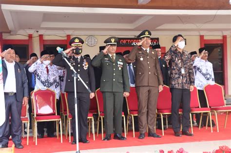 Wakapolres Pasangkayu Hadiri Upacara Peringatan Hari Guru Nasional Dan