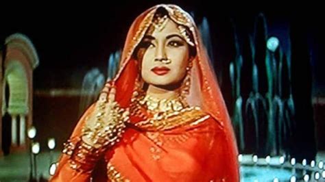 मीना कुमारी वो एक्ट्रेस जो गजलें गाती थी शराब की लत से चली गई थी जान Meena Kumari Birth