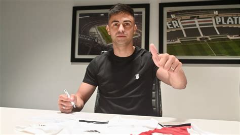 Pity Martínez viajó a España para recuperarse de su lesión cuándo