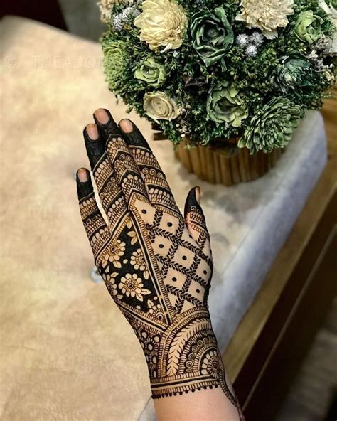 Back hand mehndi designs – Artofit