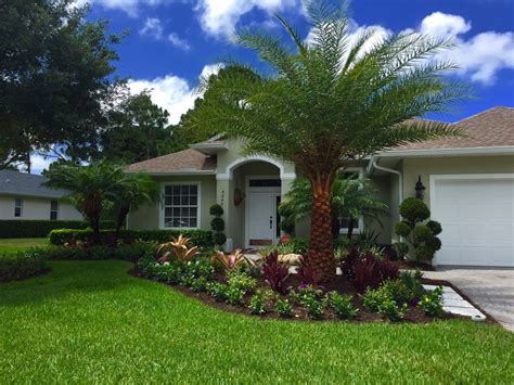 Front Yard Tropical Curb Appeal Tropical Landscape Orlando By Construction Landscape Llc