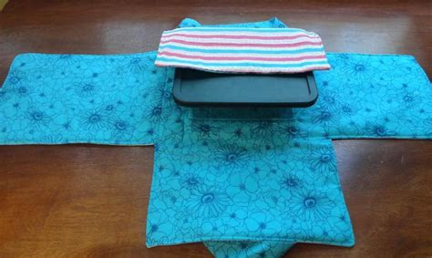 8 Cute Casserole Carrier Patterns To Sew Casserole Carrier Homemade Crafts Quick Crafts