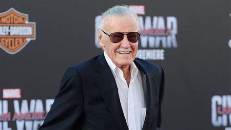 stan lee marvel comics real life superhero dies   marvel solo