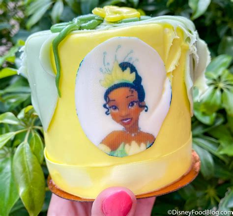 A BUNCH of Princess-Themed Snacks Are Coming to Disney World SOON | the ...