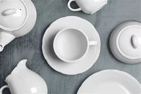 Taza Cafe C Leche Y Plato Porcelana Blanca Tsuji Linea 1800 En Venta En