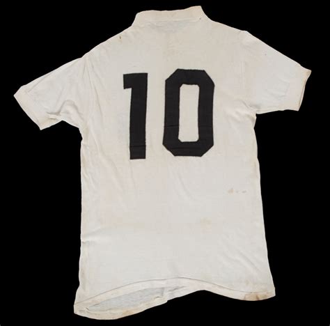 PELÉ SIGNED 1969 SANTOS FC MATCH WORN JERSEY