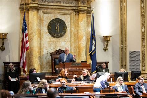 Ky Senate Republicans Remain Divided Over Bill On Gender Transition For Minors