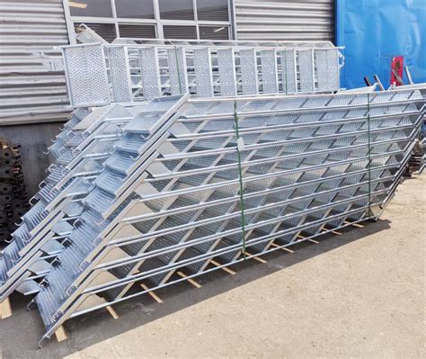 Hot DIP Galvanized Unihak Haky System Scaffolding Steel Ladder Stairs