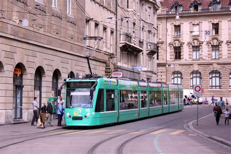 Combino 322 Der Basler Verkehrsbetriebe Auf Fr Strab De