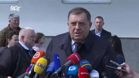 Dodik blati američkog ambasadora dok troši američke milione iz