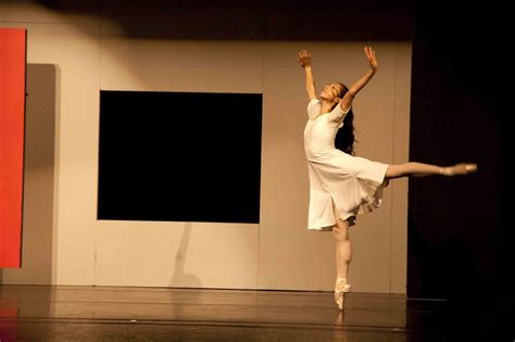 Review: Georgia Ballet masterful with Balanchine’s “Serenade,” Janusz ...