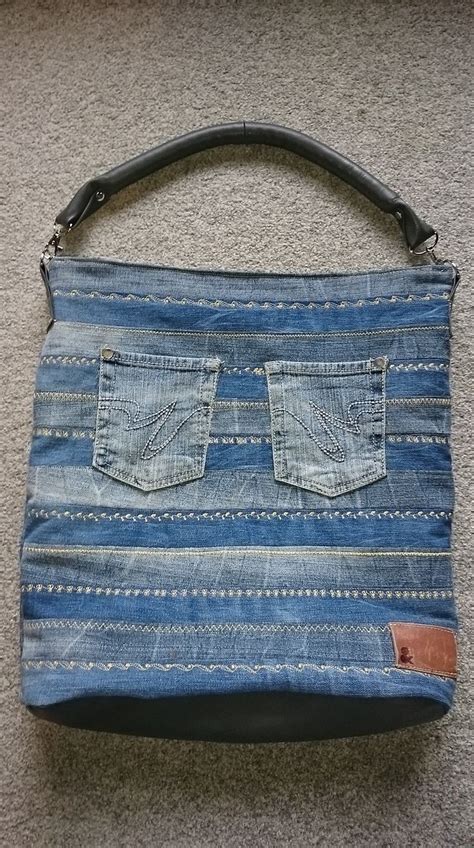 Pin By Laurence Pinceloup Bezault On Sac Jeans Diy Denim Jeans