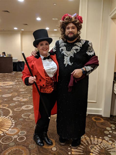 The Greatest Showman Couples Costume Pt Barnum And The Bearded Lady Beard Halloween Costumes