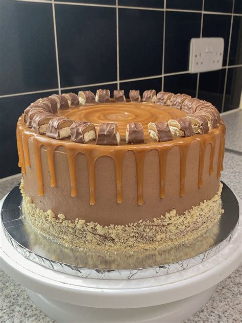 Twix Cake | Ash Baber