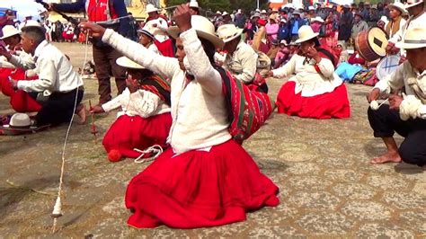 Hermosa presentación de la DANZA ORIGINARIA AYMARA MOSEÑADA de Vinto