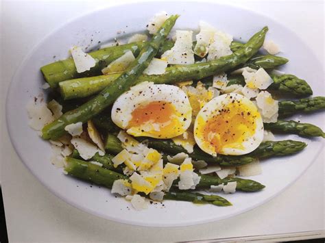 Asperges Vertes Parmesan Oeuf Mollet Les Jardins De Montplaisir