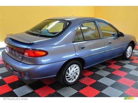 1999 Graphite Blue Metallic Ford Escort SE Sedan 22004571 Photo 6