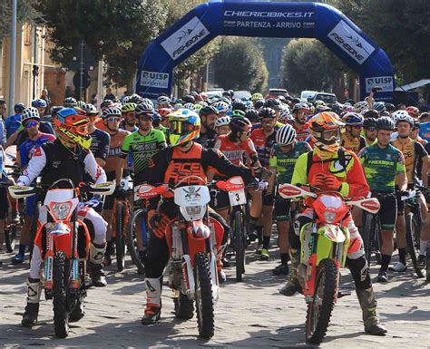 La Super Sfida Tra Bikers Tra Boschi E Mulattiere Successo Della Granfondo