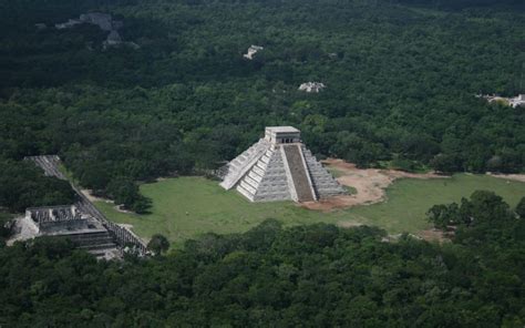 F Sicos De M Xico Y Eu Buscan Otra Pir Mide Dentro Del Castillo De