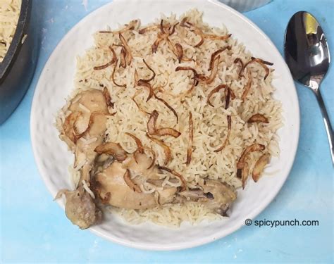 Kashmiri Style Chicken Yakhni Pulao Recipe