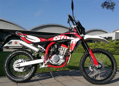 Swm Rs R Moto Enduro Andar De Moto