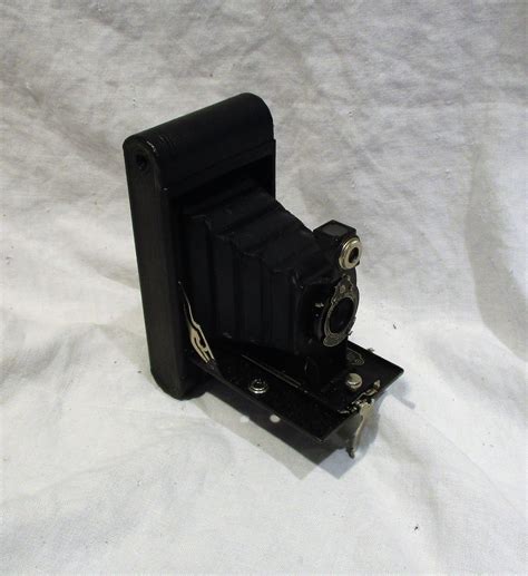 Kodak No 2 Hawkeye Model C Folding Cartridge Autographic Camera