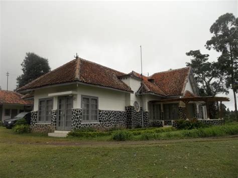 Kisah Rumah Sakit Belanda Berusia Satu Abad Di Bandung Kamar Mayat Dan