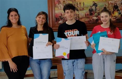 Saber Mas Santa Fe Entregaron Becas Del Programa CreArte Litoral En