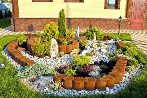 20 Fatasticas Ideas Para Decorar Tu Jardín Con Piedras 】