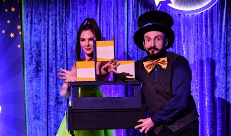 Niezwykły pokaz iluzji Pan Magiczny Show odbył się w Kozienickim Domu