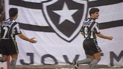 Em Botafogo Derrota O S O Paulo Por A Pelo Campeonato