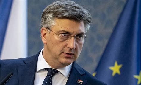 Andrej Plenković Milanović je politička štetočina Svet Dnevni list