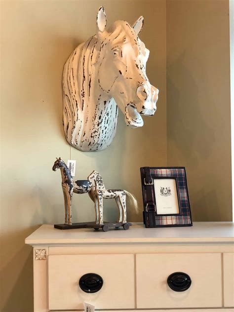 Antiqued Horse Head Wall Decor - Holder Mattress